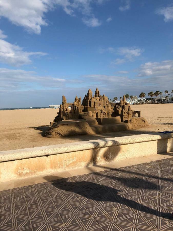 Beach-Arenas Apartment Valencia Luaran gambar