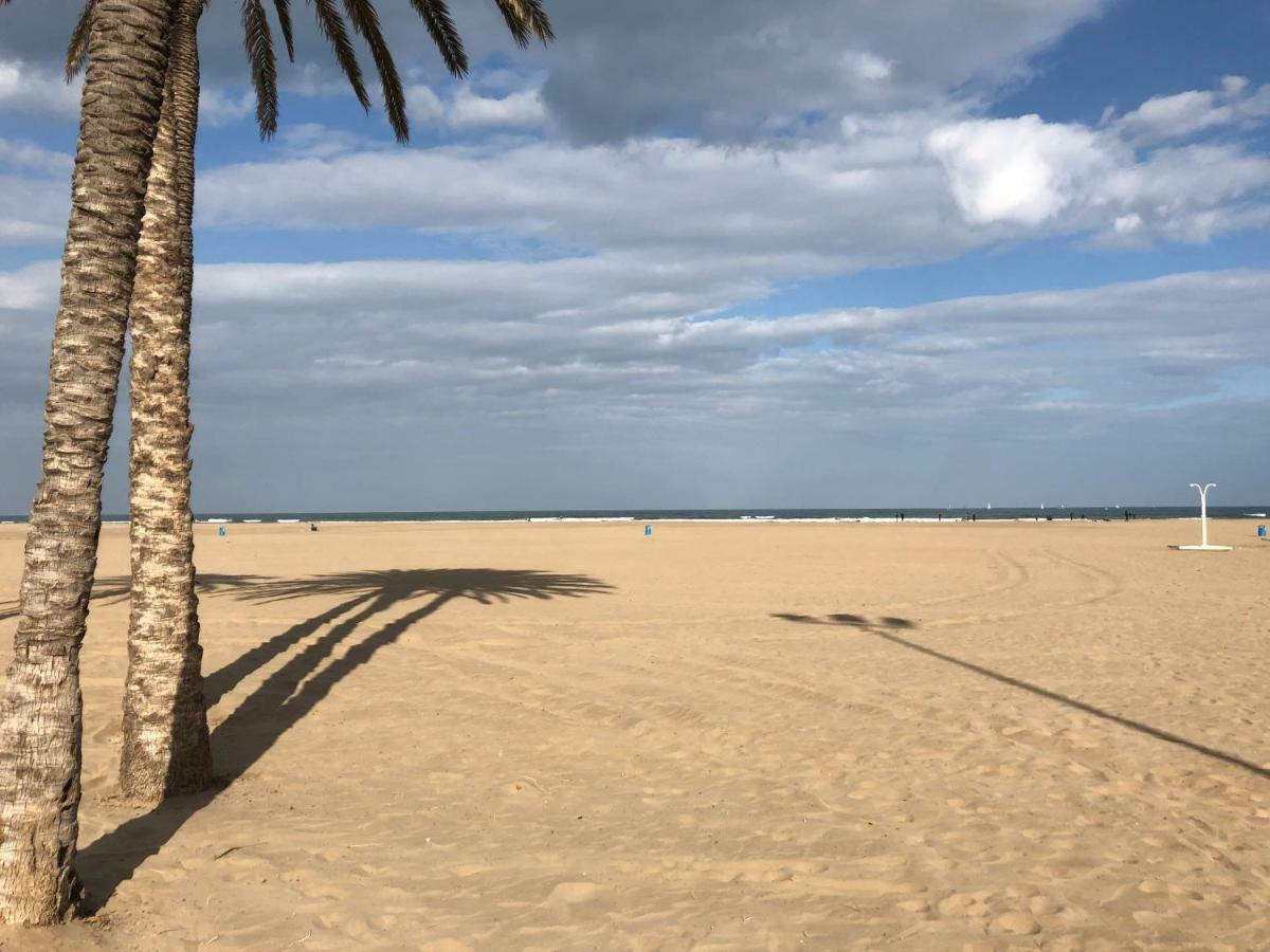 Beach-Arenas Apartment Valencia Luaran gambar