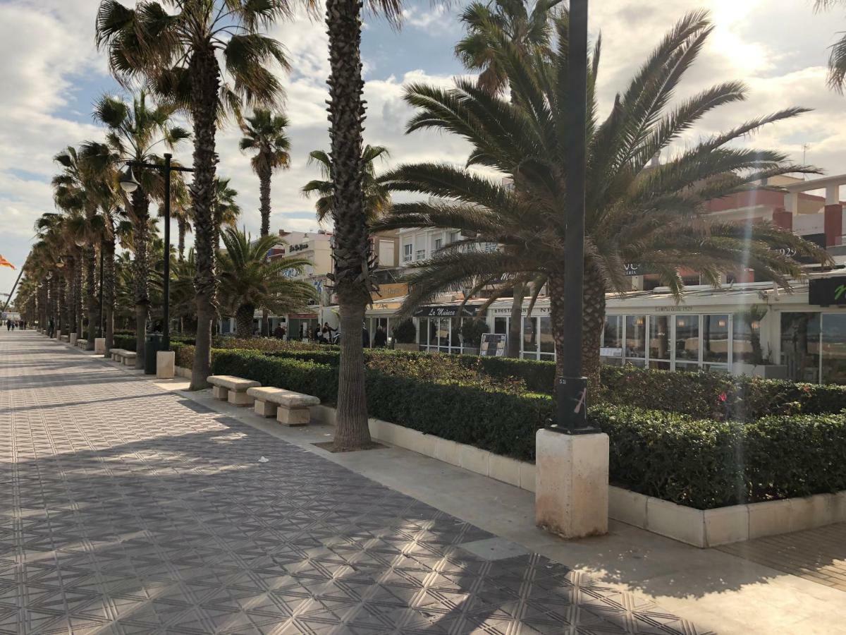 Beach-Arenas Apartment Valencia Luaran gambar